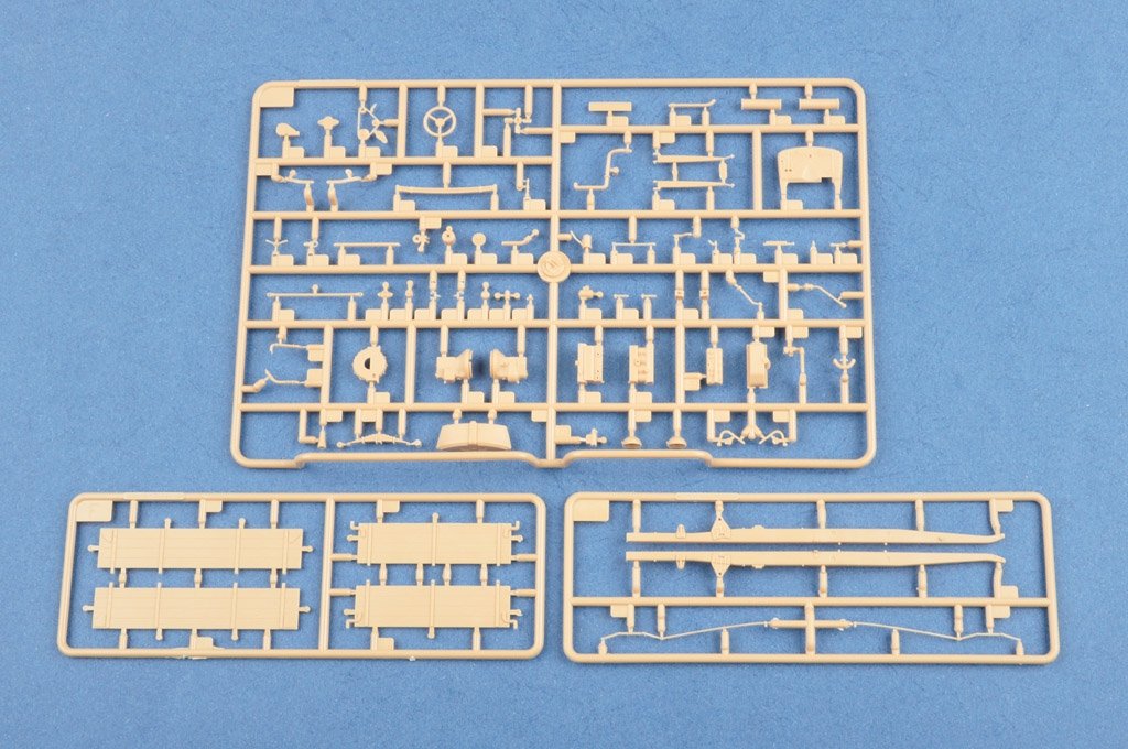 Hobby Boss 83837 Soviet GAZ-AAA Cargo Truck – image 7