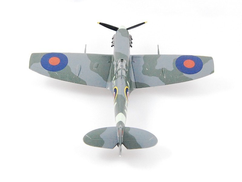 Revell 04164 Spitfire Mk V b 1/72 – Bild 4