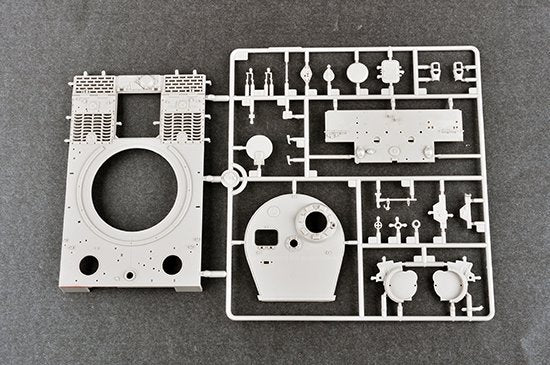 Trumpeter 09540 Pz.Kpfw.VI Ausf.E Sd.Kfz.181 Tiger I (Late Production) w/Zimmerit 1/35 – Bild 12
