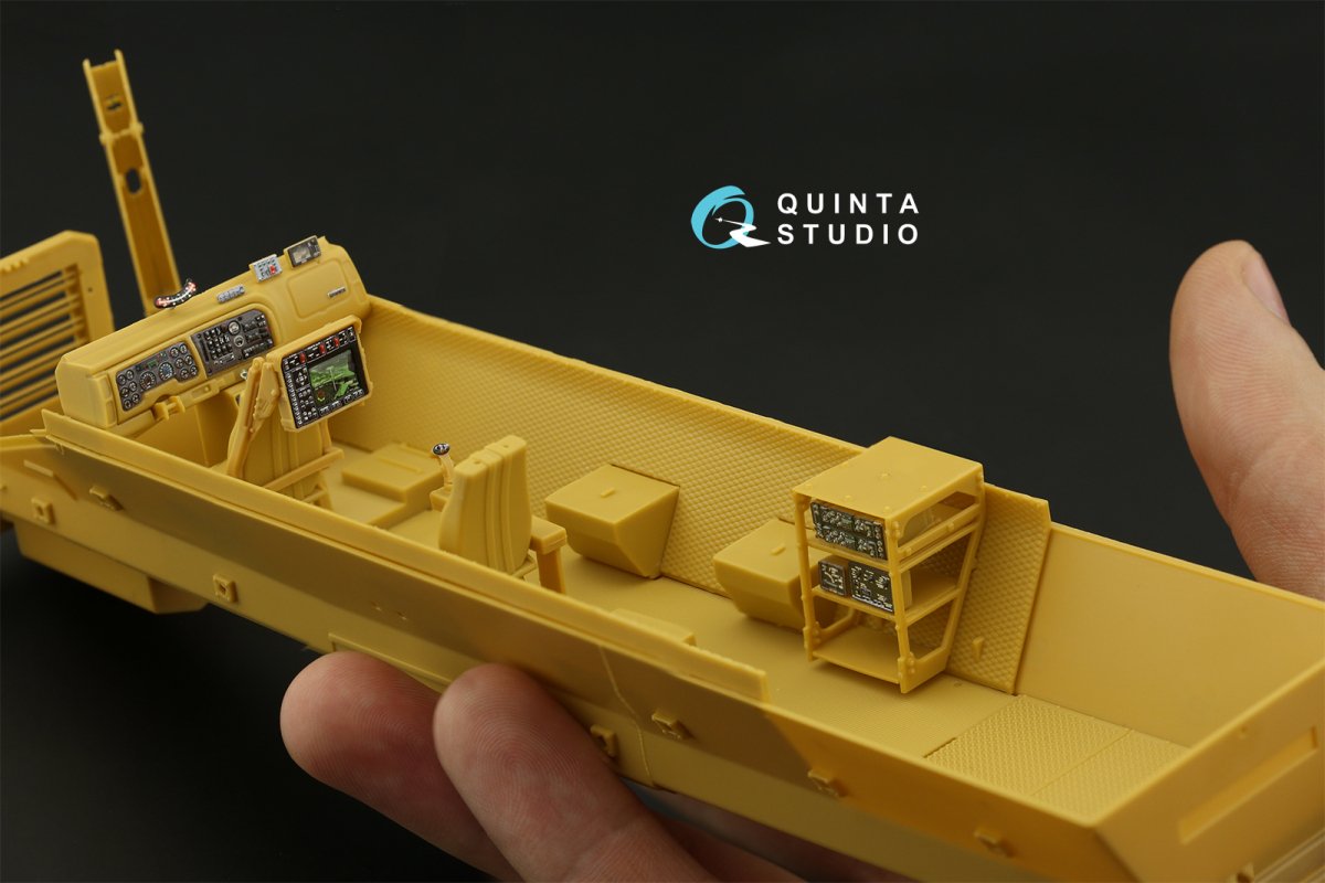 Intérieur imprimé en 3D et coloré sur papier décalcomanie pour le Buffalo 6x6 MPCV de Quinta Studio (Bronco) à l&amp;#39;échelle 1/35 – image 7