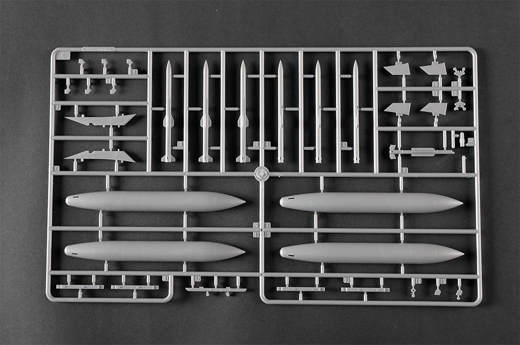 Trumpeter 05864 Chinese J-20S Mighty Dragon 1/48