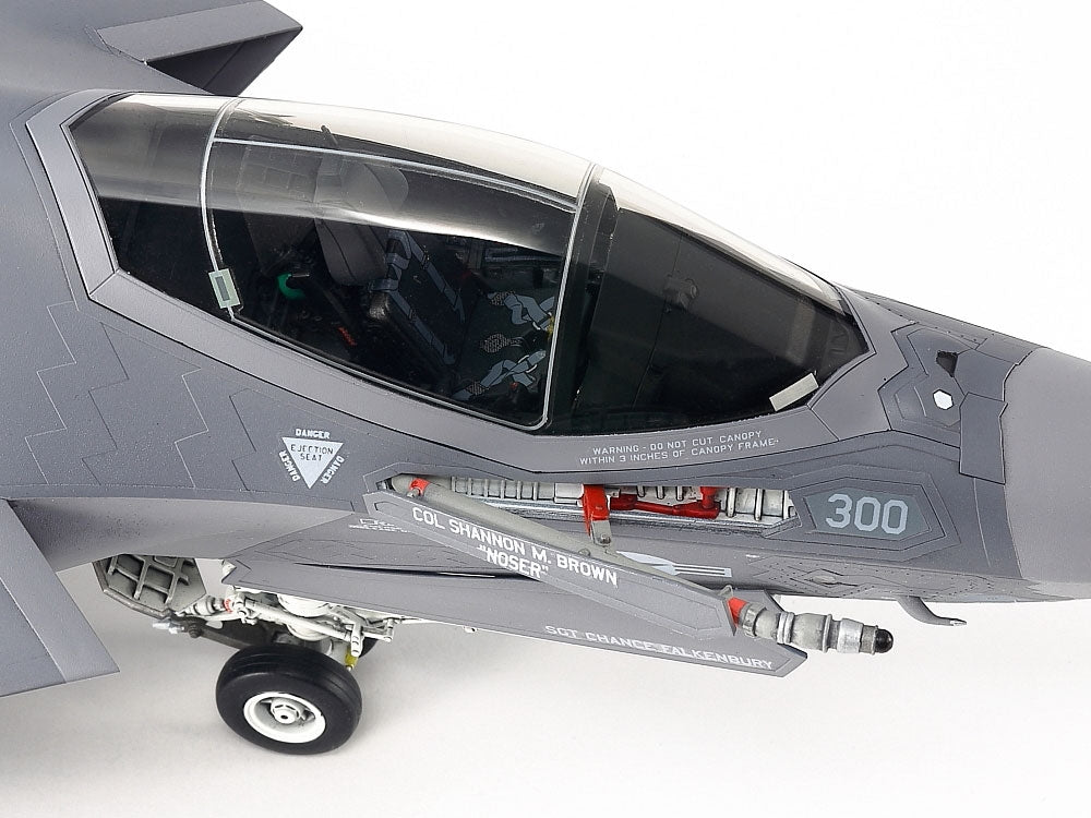 Tamiya 61127 Lockheed Martin F-35C Lightning II 1/48 – immagine 17