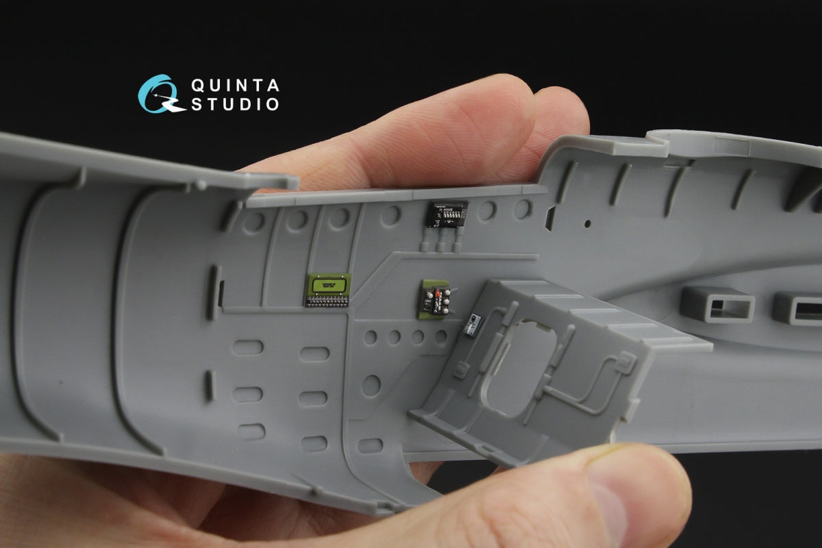 Quinta Studio QD+32250 A-26C Invader 3D-Printed &amp;amp; coloured Interior on decal paper (Hobby Boss) (with 3D-printed resin parts) 1/32 – immagine 9