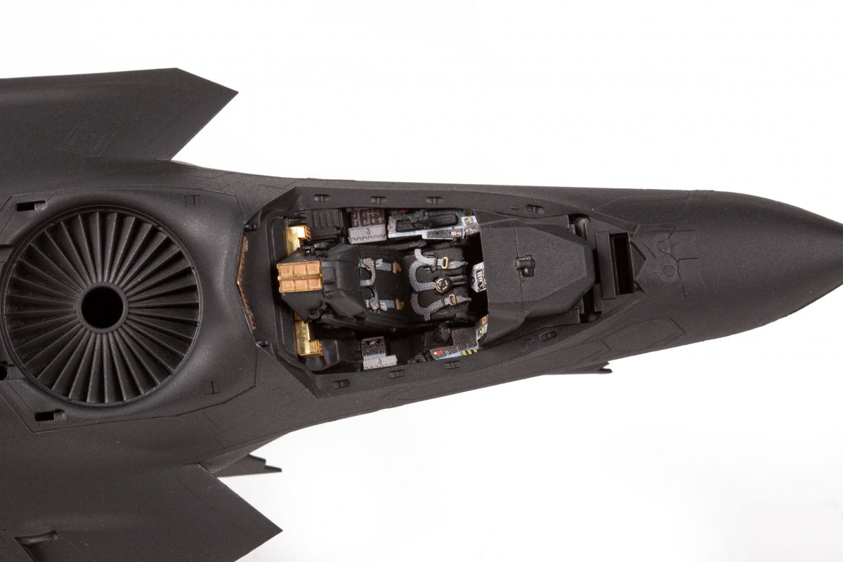 Eduard 73832 F-35B TAMIYA 1/72 – Bild 8