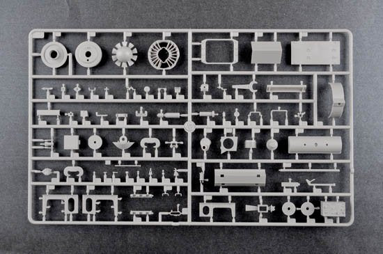 Trumpeter 00920 Char moyen allemand Pzkpfw IV Ausf.H 1/16 – image 20