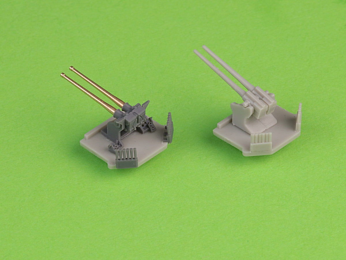 Master SM-350-118 Armament of the French light cruiser Marseillaise - 152mm (9 pcs.), 90mm (8 pcs.), 13.2mm (8 pcs.) barrels with resin mounts (for Trumpeter model) 1/350 – image 2