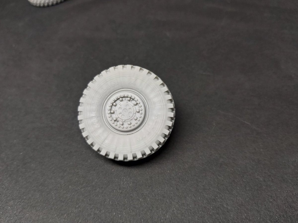 Panzer Art RE35-621 Buffalo a2 MPCV road wheels (Panda kit) 1/35 – zdjęcie 2