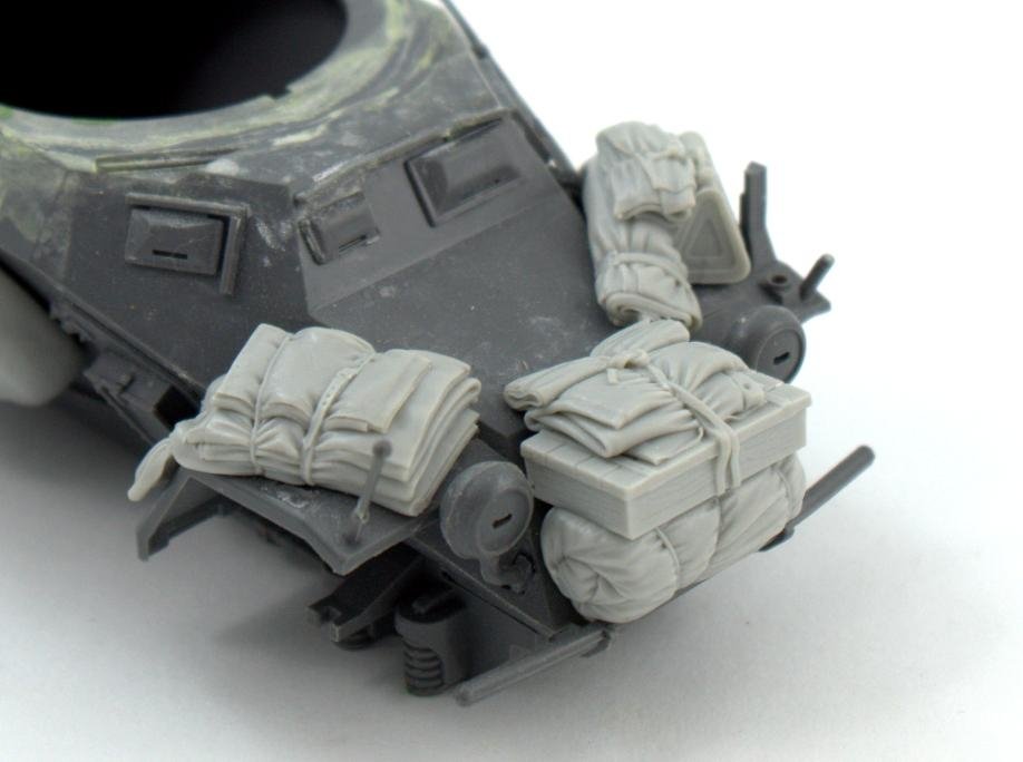 Panzer Art RE35-523 Stowage set for Sd.Kfz 222 1/35 – image 2