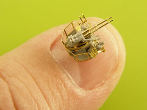 Master SM-350-091 USN 40 mm/56 Bofors twin mount ver.1 / with Mk-51 director - (resin, PE and turned parts) - (6pcs) 1/350 – zdjęcie 5