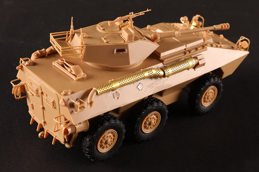 Hobby Boss 84573 LAV300 Canon Cockerill 90 mm 1/35 – image 20