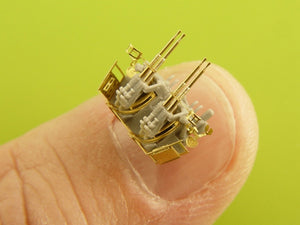 Maquette Master SM-350-093 USN 40 mm/56 Bofors quadruple affût ver.1 / avec directeur de tir Mk-51 - (résine, photodécoupe et pièces tournées) - (6 pièces) 1/350 – image 2