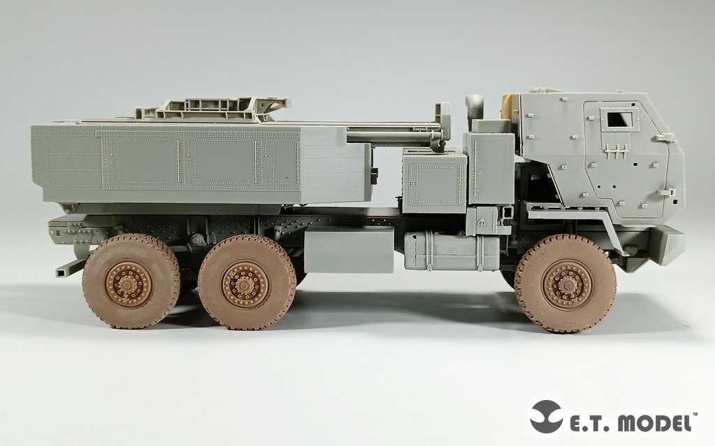 ET Model P35-127 Modern US M142 High Mobility Artillery Rocket System（HIMARS）Sagged Wheels for Trumpeter kit 1/35 – image 7