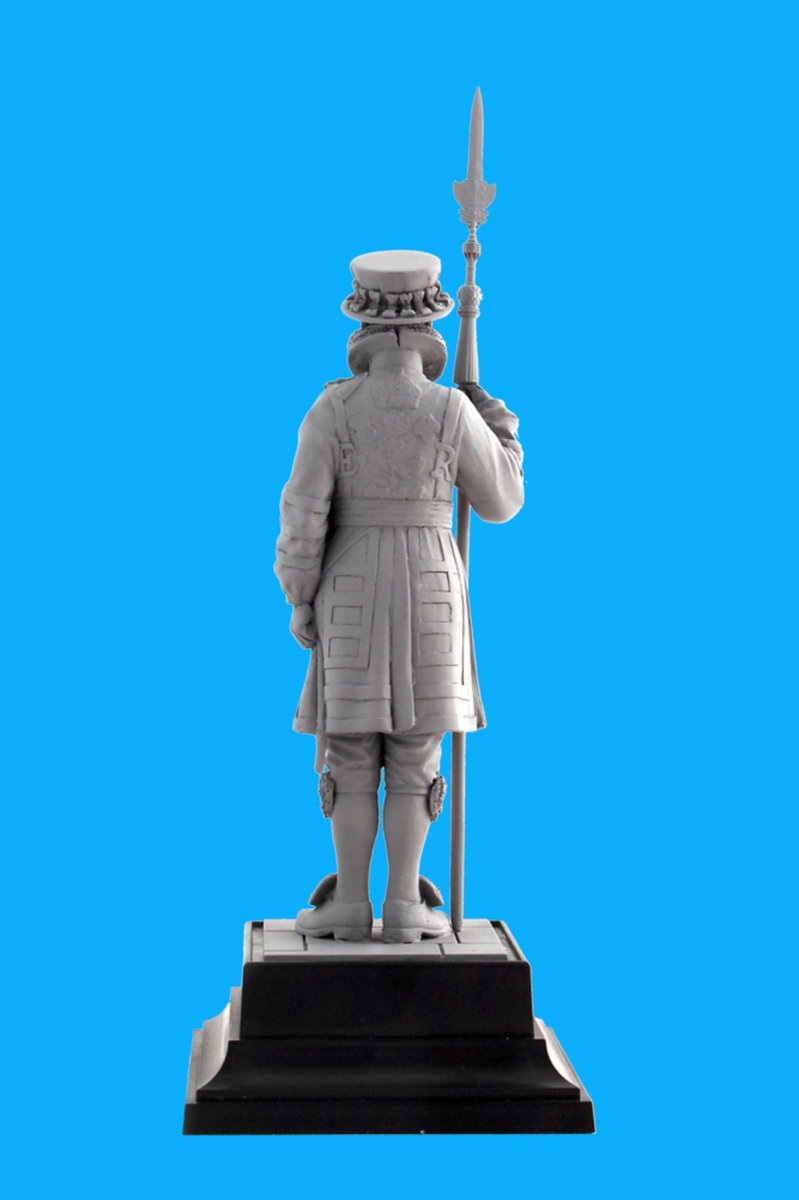 ICM 16006 Yeoman Warder Beefeater 1/16 – immagine 4
