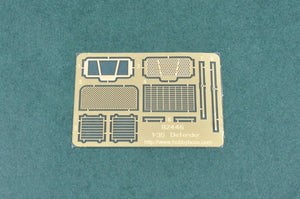 Hobby Boss 82447 Land Rover WMIK avec missile antichar MILAN (1/35)  – image 10
