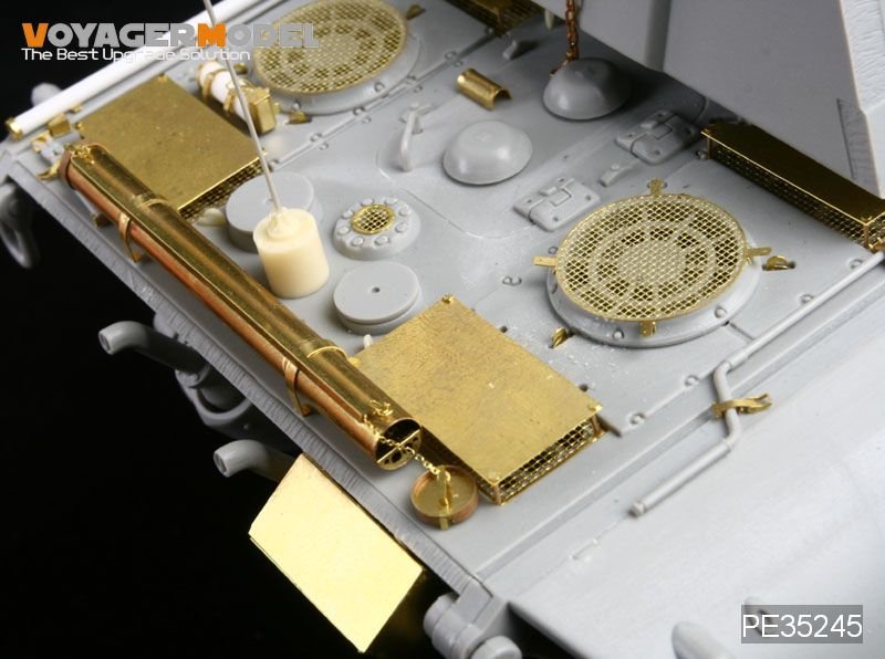 Voyager Model PE35245 WWII German E-100 for TRUMPETER 00384 1/35 – immagine 7