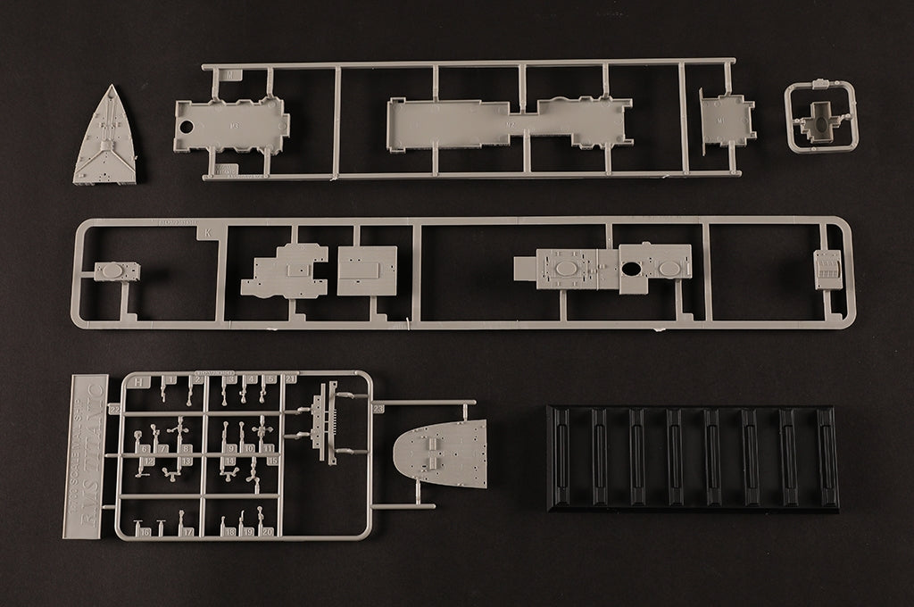 Hobby Boss 83420 Titanic 1/700 – zdjęcie 10