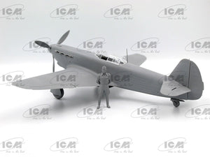 ICM 32093 Normandie-Niémen. Plane of Roland de la Poype (Yak-9T with Roland de la Poype figure) 1/32 – imagen 11
