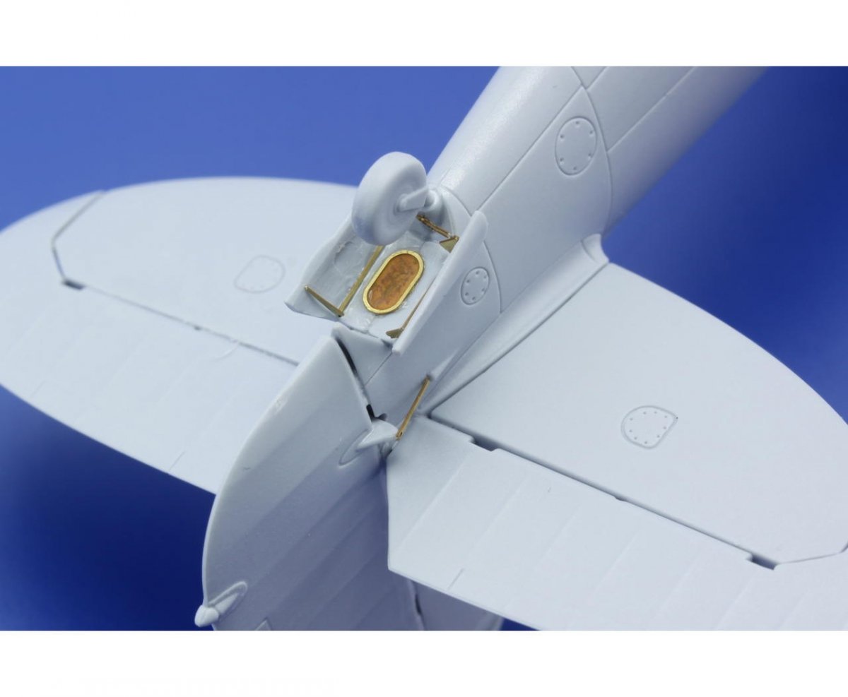 Eduard 48770 Spitfire PR. XIX landing flaps 1/48 Airfix – Bild 2