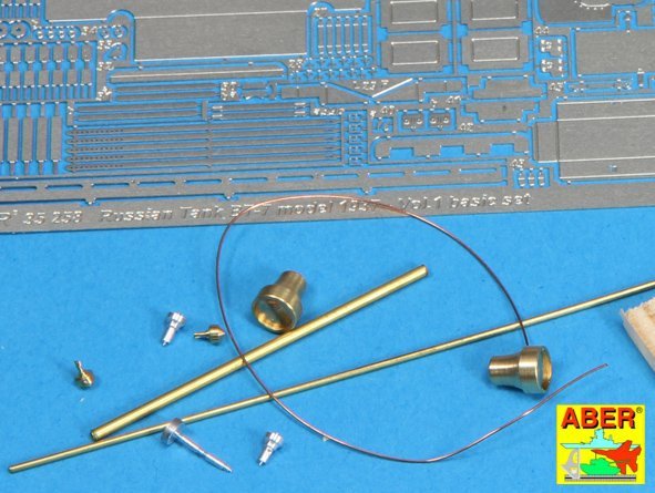 Aber 35258 BT-7 (1937) vol.1 - basic set 1/35 – immagine 3