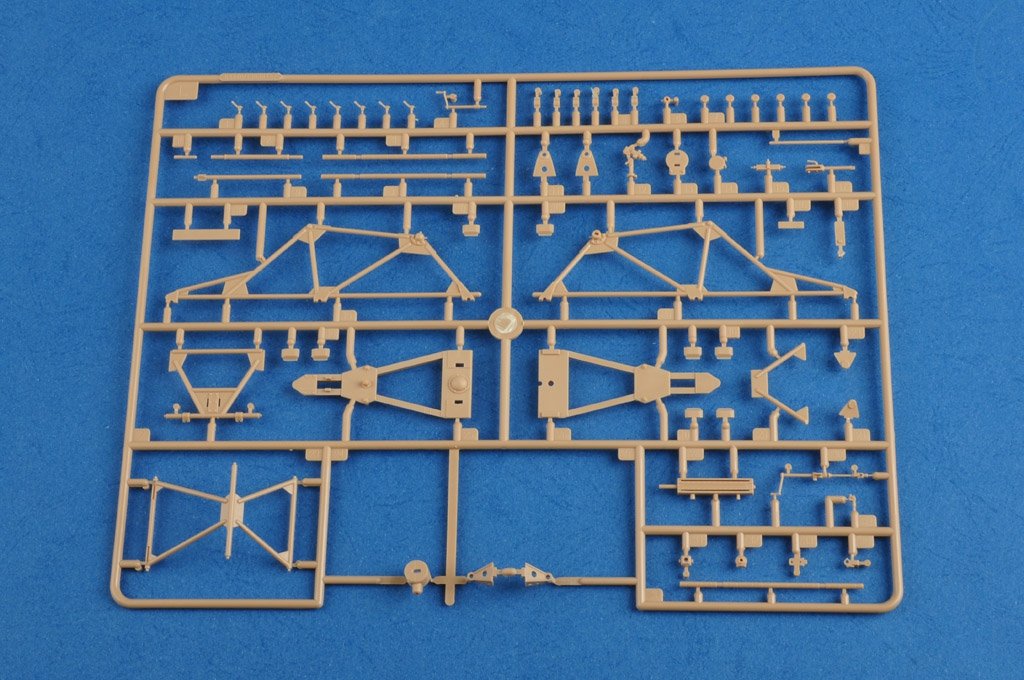 Hobby Boss 83846 Russian BM-13N 1/35 – zdjęcie 7