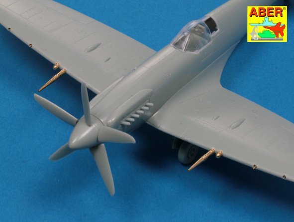 Aber A72 002 C wing armament for British fighter Spitfire Mk.VIII to XVI 1/72 – immagine 3