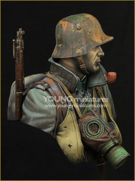 Young Miniatures YM1857 GERMAN STORMTROOPER WWI 1/10 – image 7