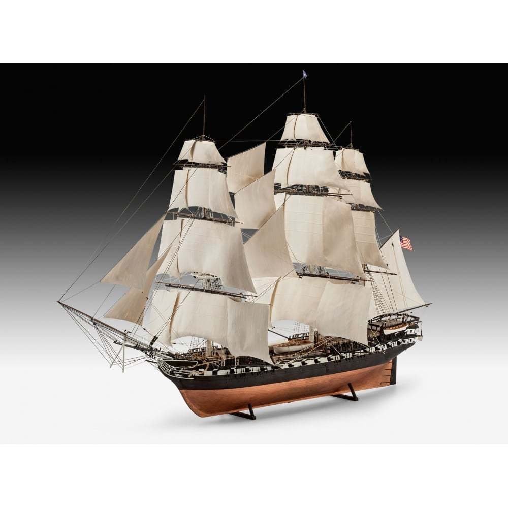 Revell 05606 USS United States 1/96 – image 4