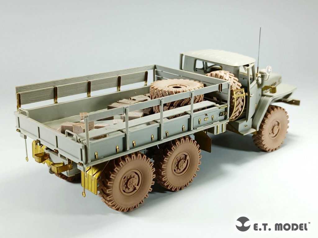 Roues lestées pour camion russe URAL-4320 (impression 3D) ET Model P35-116, compatibles avec la maquette TRUMPETER au 1/35 – image 8