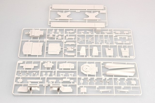 Trumpeter 04516 RUSSIAN NAVY UDALOY CLASS DESTROYER ADMIRAL PANTELEYEV 1/350 – zdjęcie 10