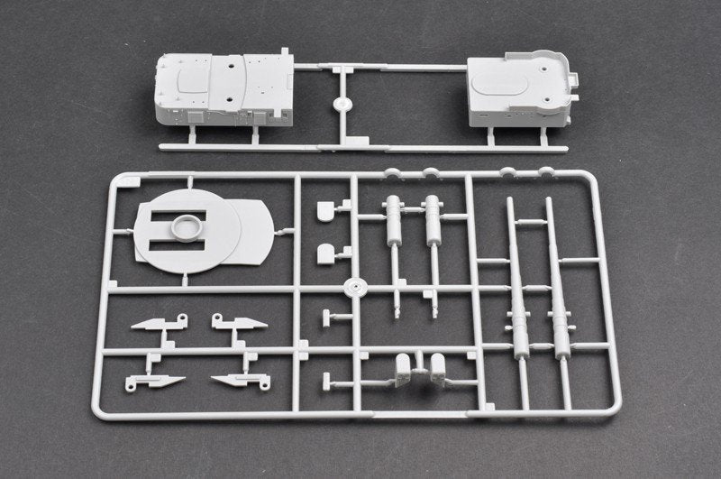 Trumpeter 03702 German Bismarck Battleship 1/200 – image 35