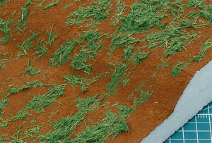 Tamiya 87111 Diorama Texture Paint (Grass Effect, Green) – image 3