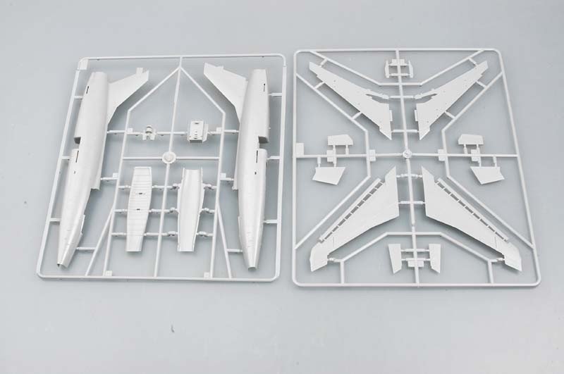 Trumpeter 01649 F-100D Super Sabre 1/72 – Bild 5