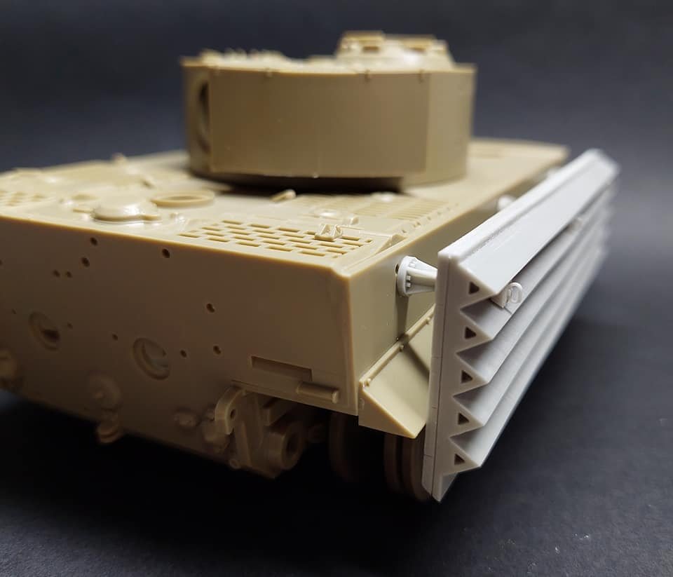 Panzer Art RE35-685 Tiger I tank wooden sapper “Bruckentafel” 1/35 – image 5