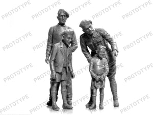 ICM 35338 FCM 36 with French Tank Crew 1/35 – immagine 5
