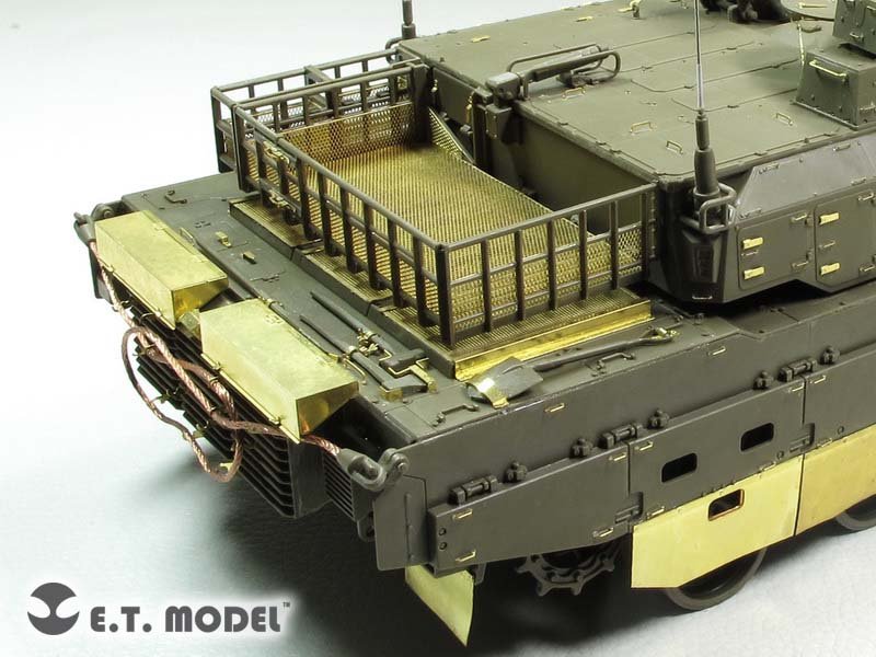 ET Model E35-204 JGSDF TYPE 10 Tank (For TAMIYA 35329) (1/35) – image 6