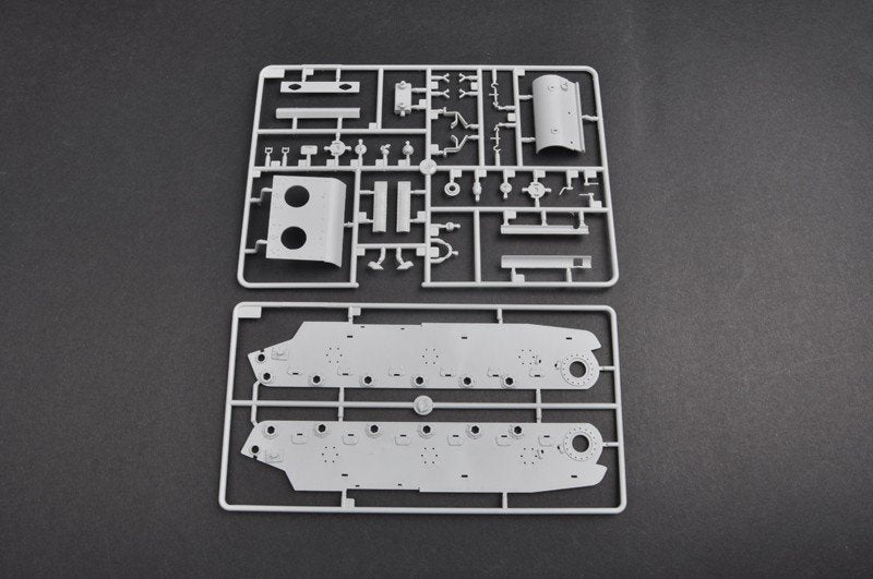 Trumpeter 01569 Soviet KV-85 Heavy Tank 1/35 – image 9