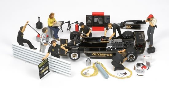 Tamiya 20063 Motosport Team 1970-1985 1/20 – Bild 2