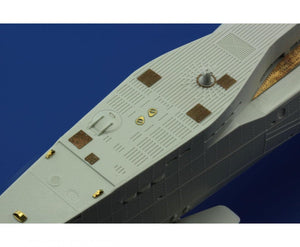 Eduard 53158 German Submarine Type IX C/40 hull pt. 1 REVELL 1/72 – Bild 5