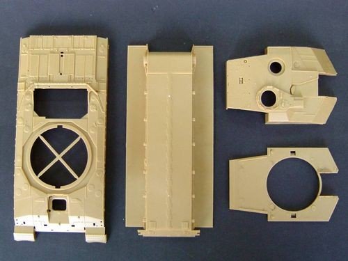 Trumpeter 00323 British Challenger 2 MBT (OP. Telic) Iraq 2003 1/35 – imagen 21