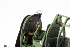 Eduard 23036 Spitfire Mk. IXc AIRFIX 1/24 – zdjęcie 4