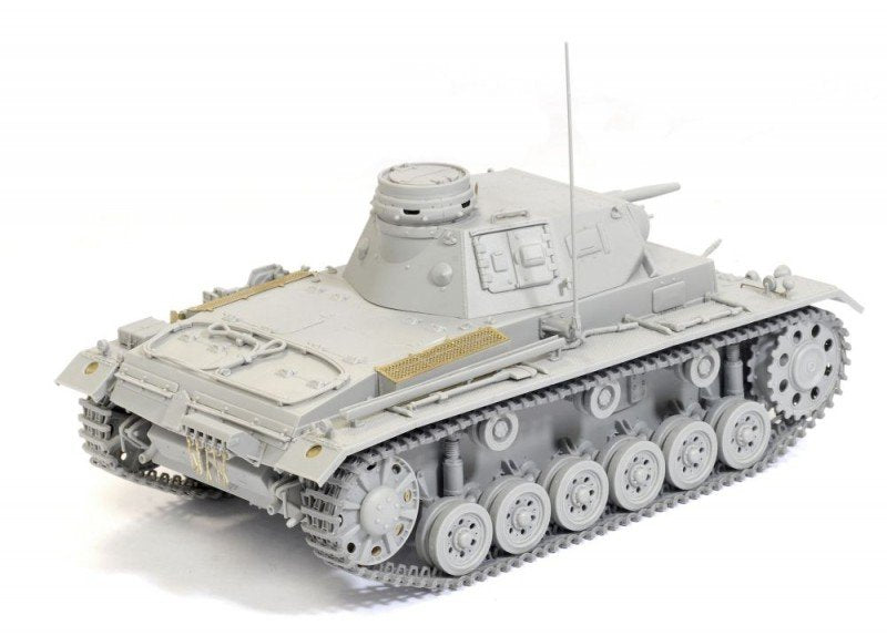 Dragon 6632 Pz.Kpfw. III Ausf. F 1/35 – zdjęcie 10