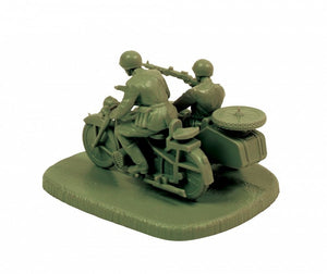 Zvezda 6277 Soviet Motorcycle M-72 with Sidecar and Crew – image 3