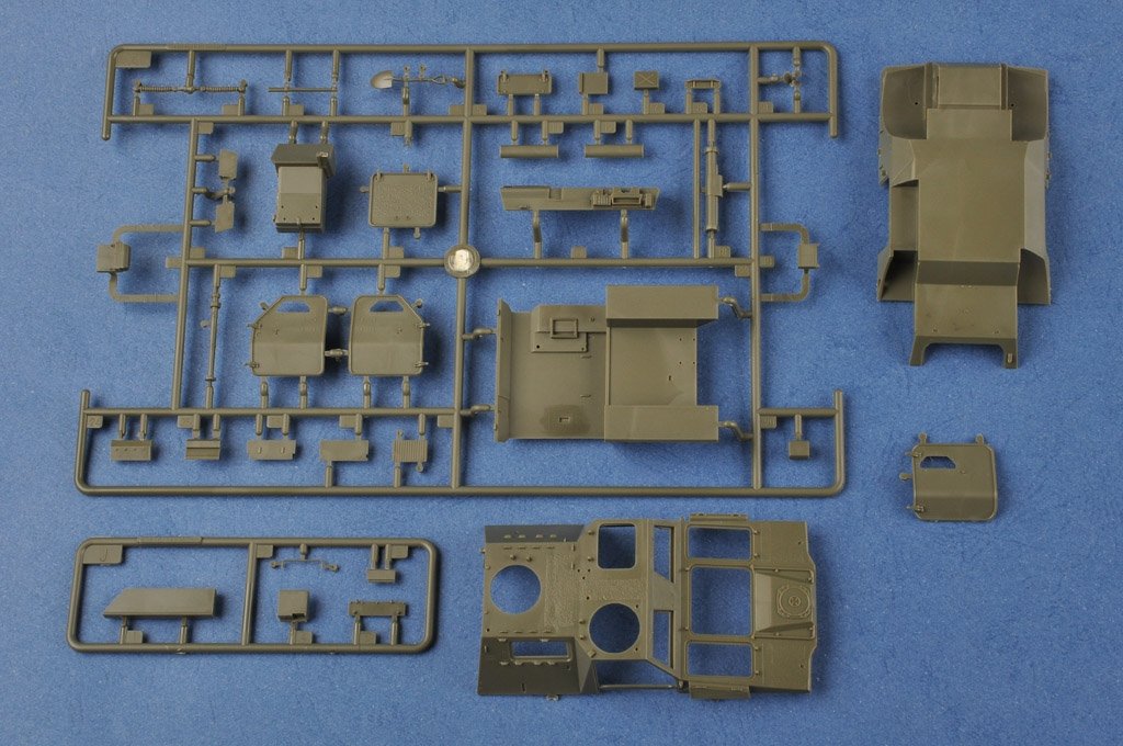 Hobby Boss 83876 French VBL Armour Car – imagen 7
