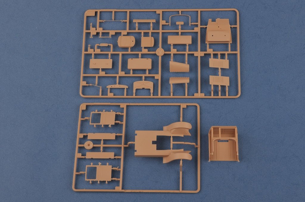 Hobby Boss 83885 Russian ZIS-5 Truck 1/35 – Bild 4