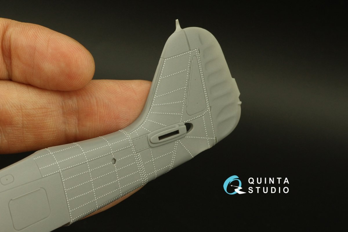 Quinta Studio QRV-017 Single riveting rows (rivet size 0.20 mm, gap 0.8 mm, suits 1/32 scale), White color, total length 5,8 m/19 ft – Bild 3