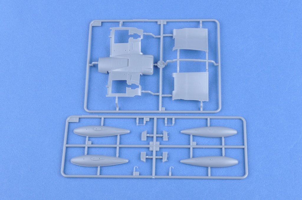 Hobby Boss 80392 F4U-7 Corsair 1/48 – immagine 6