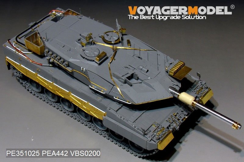 Voyager Model PE351025 Modern German Leopard 2A5 Basic For Border BT-002 1/35 – immagine 3