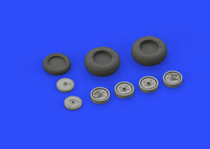Eduard 632100 Me 262 wheels REVELL 1/32 – image 4