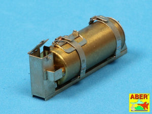 Aber 16027 Fire extinguisher with brackets used on German tanks, assault guns and other vehicles 1/16 – imagen 12
