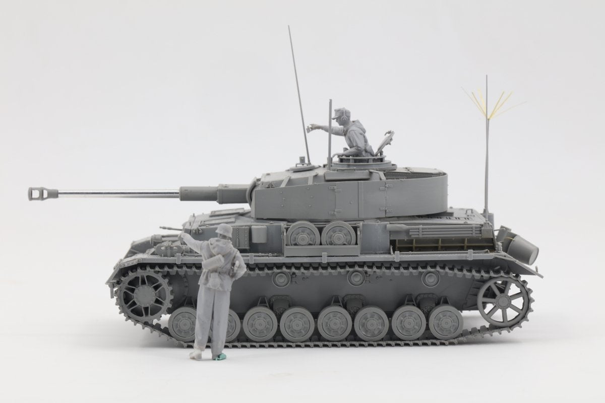 Border Model BT-006 Pz.Beob.Wg. IV Ausf. J w/Commander&amp;amp;Infantry 1/35 – Bild 2